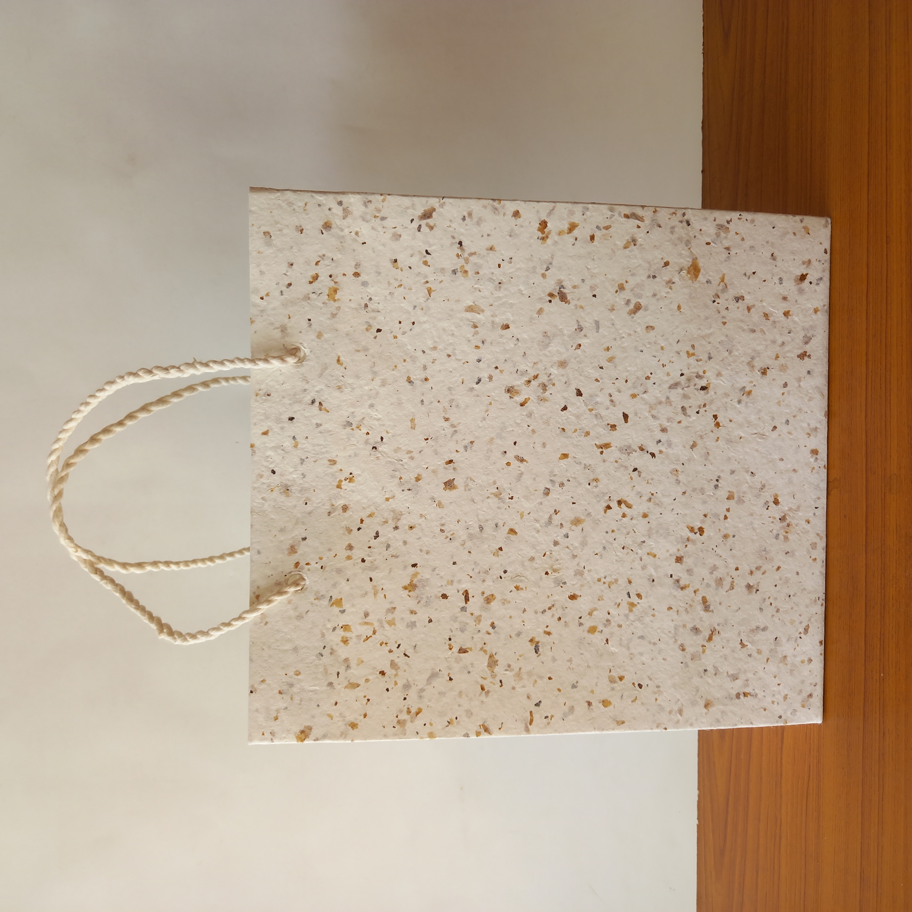 Paper bag coffee skin 24 x 30 x 15cm with paper rope - ถุงกระดาษสากากกาแฟ